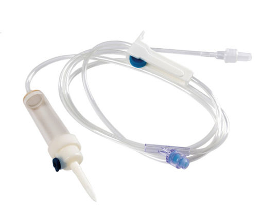 Bộ truyền dịch truyền quản trị 20 giọt / Ml Bộ điều chỉnh lưu lượng ISO dùng một lần vô trùng