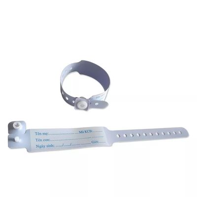 Vòng đeo cổ tay PVC y tế Vòng đeo cổ tay y tế tiện dụng tiện nghi Một lần sử dụng bền và chống nước